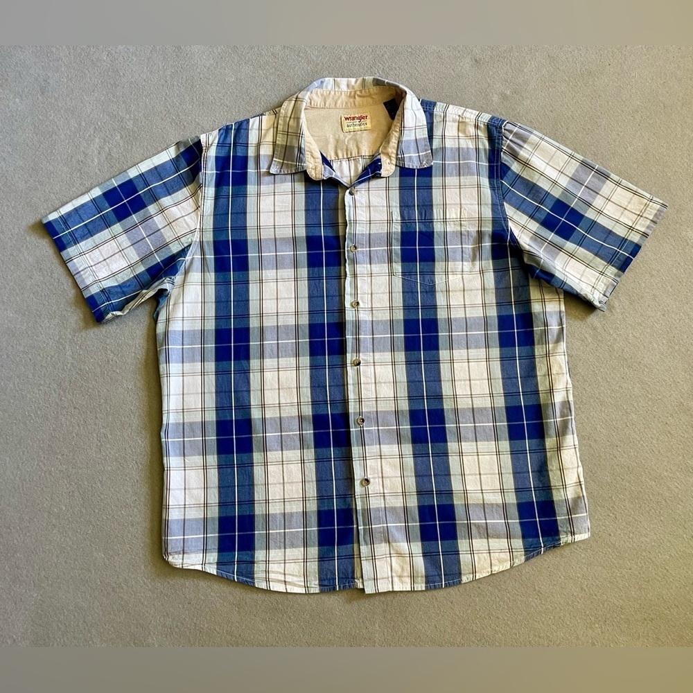 Wrangler Authentics Men’s XL Blue Plaid Short Sleeve Button Down Shirt Cotton